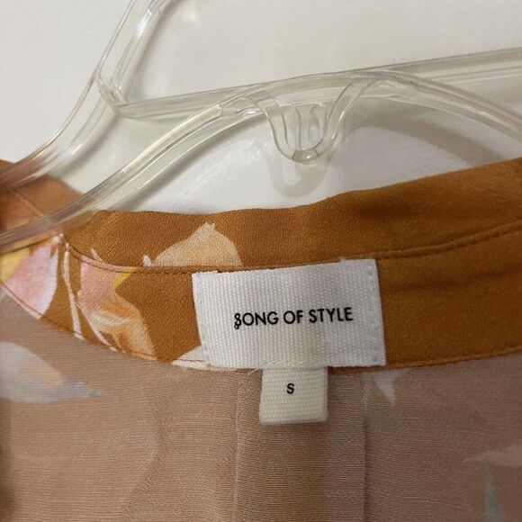 Revolve Song of Style Blouse Mari floral button down yellow blouse size small - Picture 7 of 8